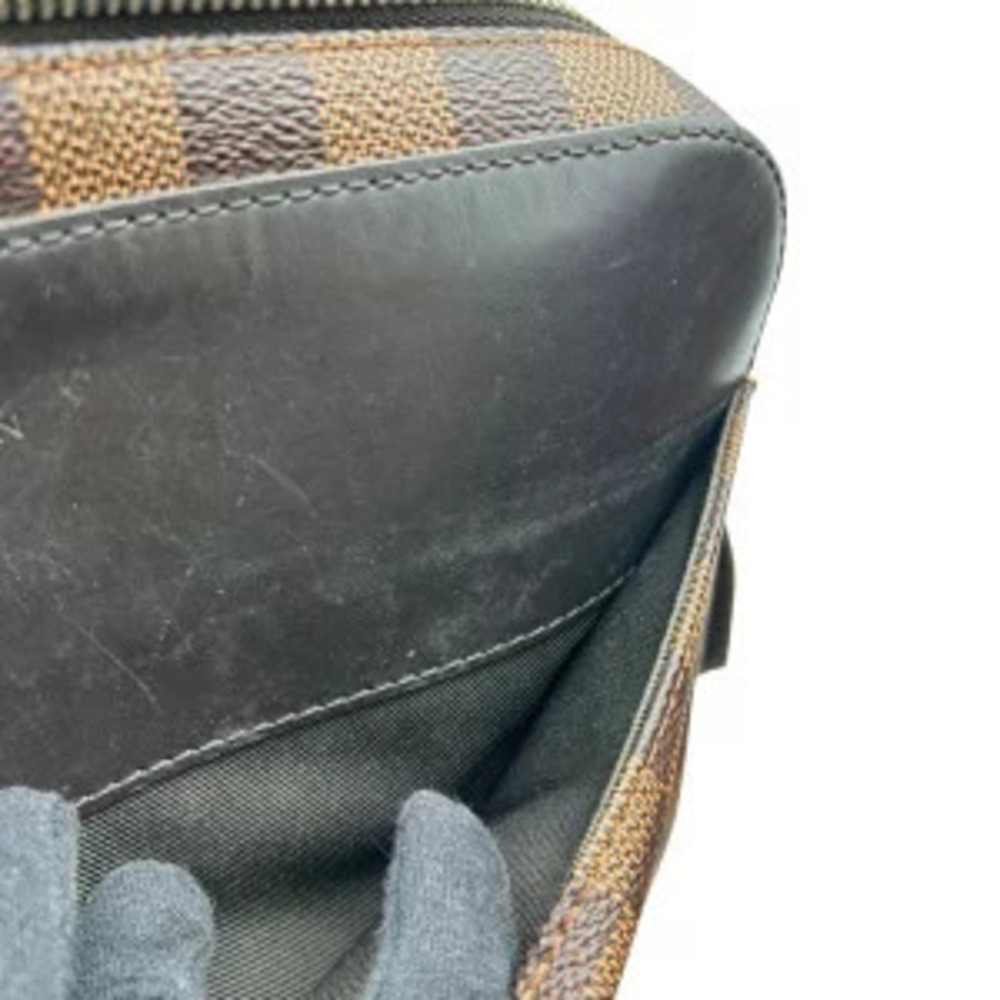 LOUIS VUITTON Jake Messenger Damier Shoulder Bag